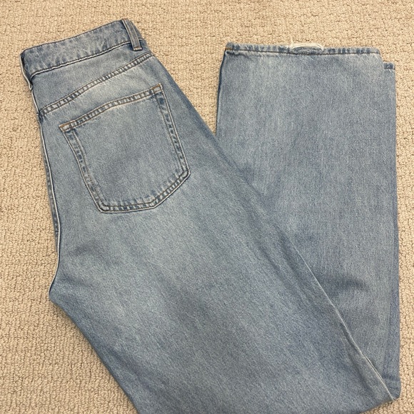 H&M Jeans - Picture 2 of 4